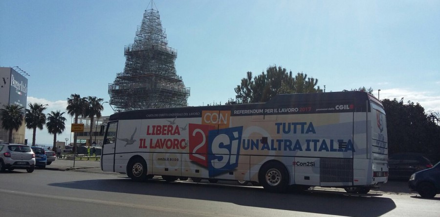 PRIMA GIORNATA NAPOLETANA PER IL PULLMAN DEI DIRITTI