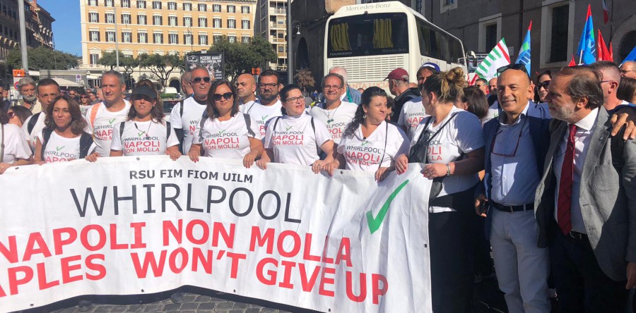 Whirlpool: Schiavella, manifestazione é stata prova di compattezza lavoratori e sindacato